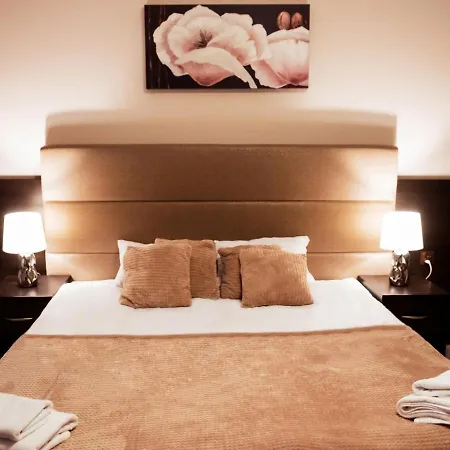 Feniks Hotel