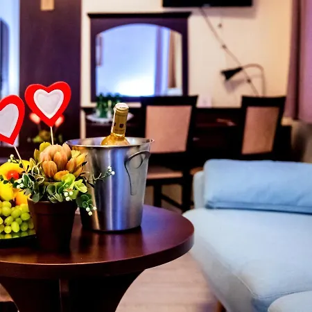 Feniks Hotel