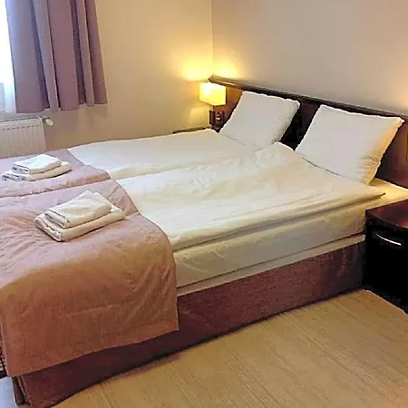 Feniks 3* Gniezno